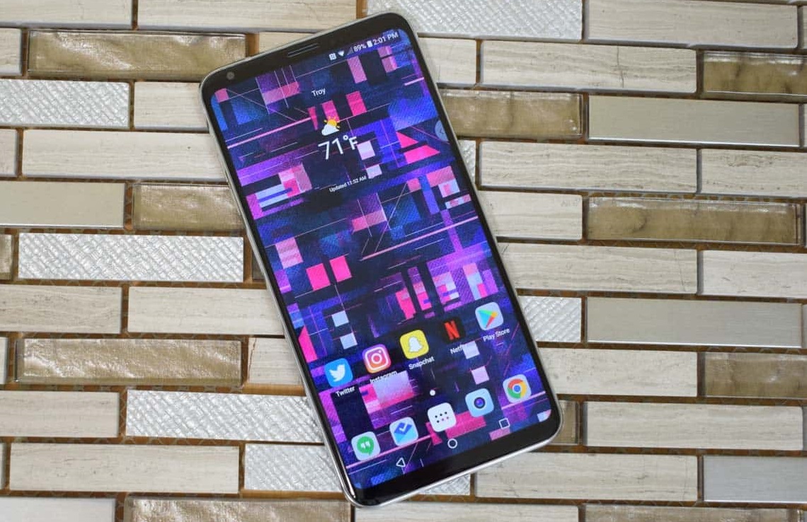 شركة Huawei, Xiaomi,Vivo و Oppo سيستخدمون شاشات OLED من LG