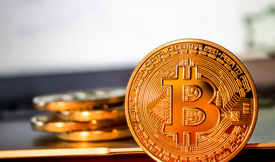 عملة Bitcoin الرقمية تتعدي أفقاً جديدة اليوم إلي ما فوق 6500$ دولار