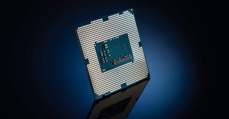 تسريب بعض الصور لمعالج Intel Coffee Lake بثماني أنوية !
