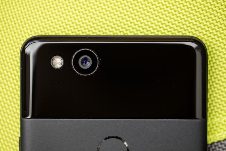 أفضل كاميرا فى هاتف ذكى ؟! مقارنة Galaxy S9 ضد Pixel 2 ضد P20 Pro pixel-2-rear-camera