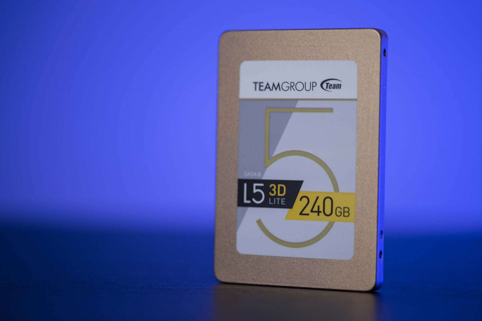 من اجل الفئة الاقتصادية .. مراجعة Team L5 LITE 3D 240 GB