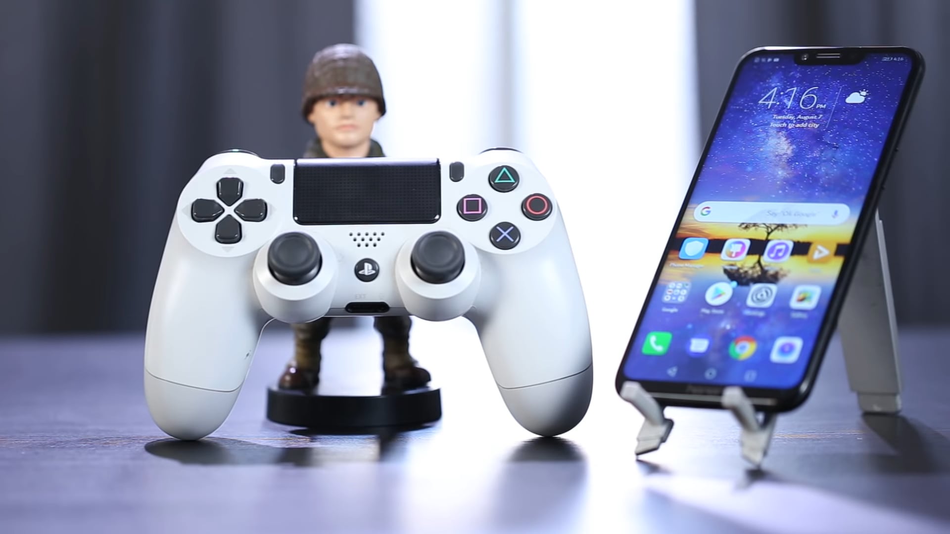 هل تشن الهواتف حربًا على أجهزة الحاسب في تشغيل الألعاب؟ | مراجعة Honor Play