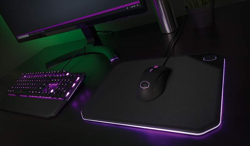 كولر ماستر تعلن عن MP860 ماوس باد يدعم الـRGB