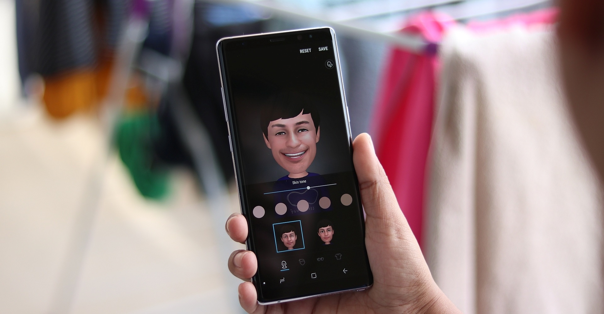 ar emoji s8