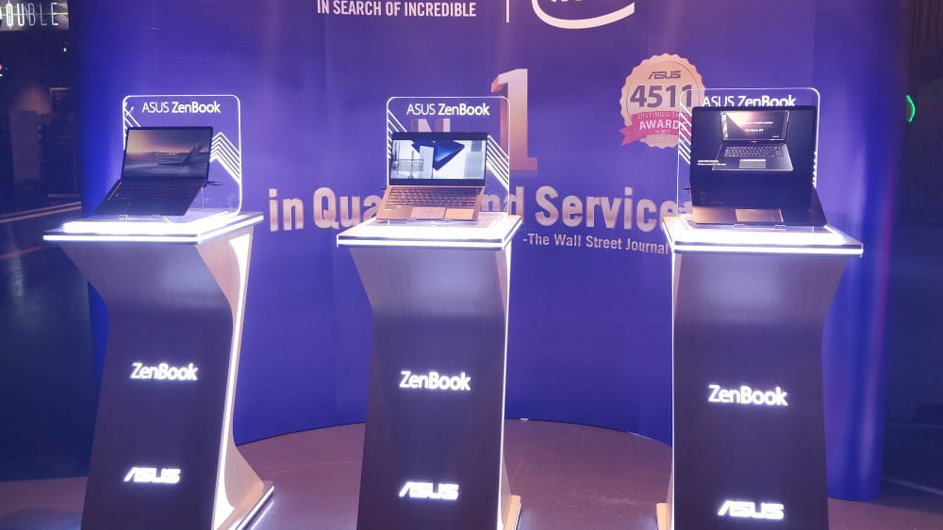 أسوس تكشف عن الجهاز المحمول UX433 من فئة ZenBook 14 النحيفة