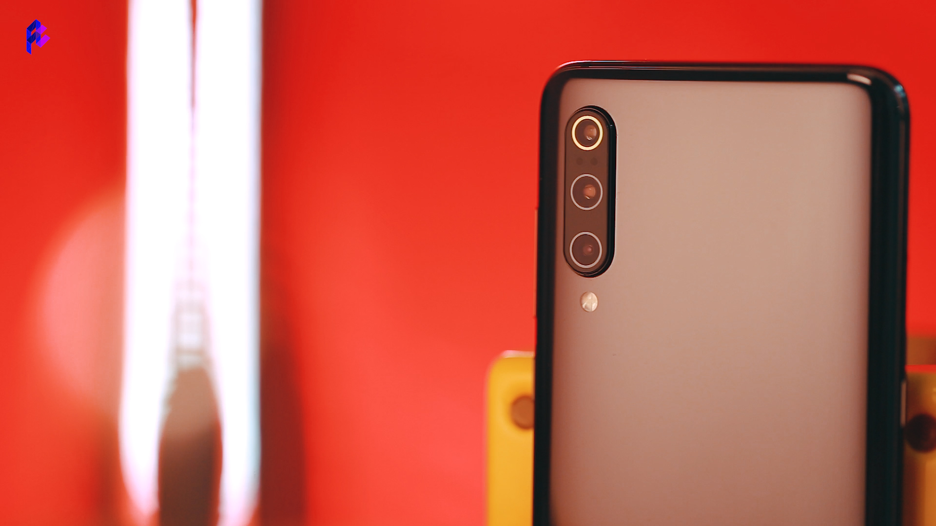 كاميرا هاتف Xiaomi Mi 9