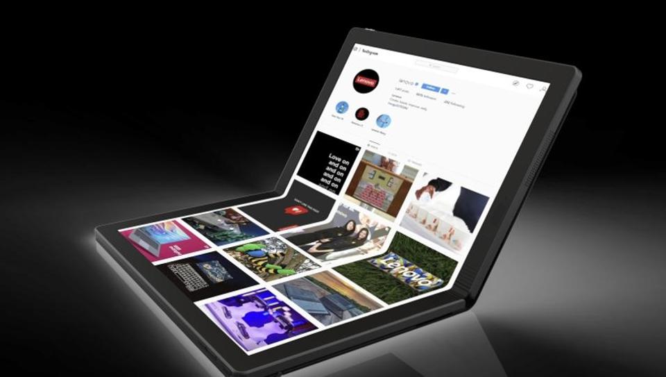 ألقي نظرة على أول جهاز محمول بالعالم بشاشة متكاملة قابلة للطي من Lenovo!
