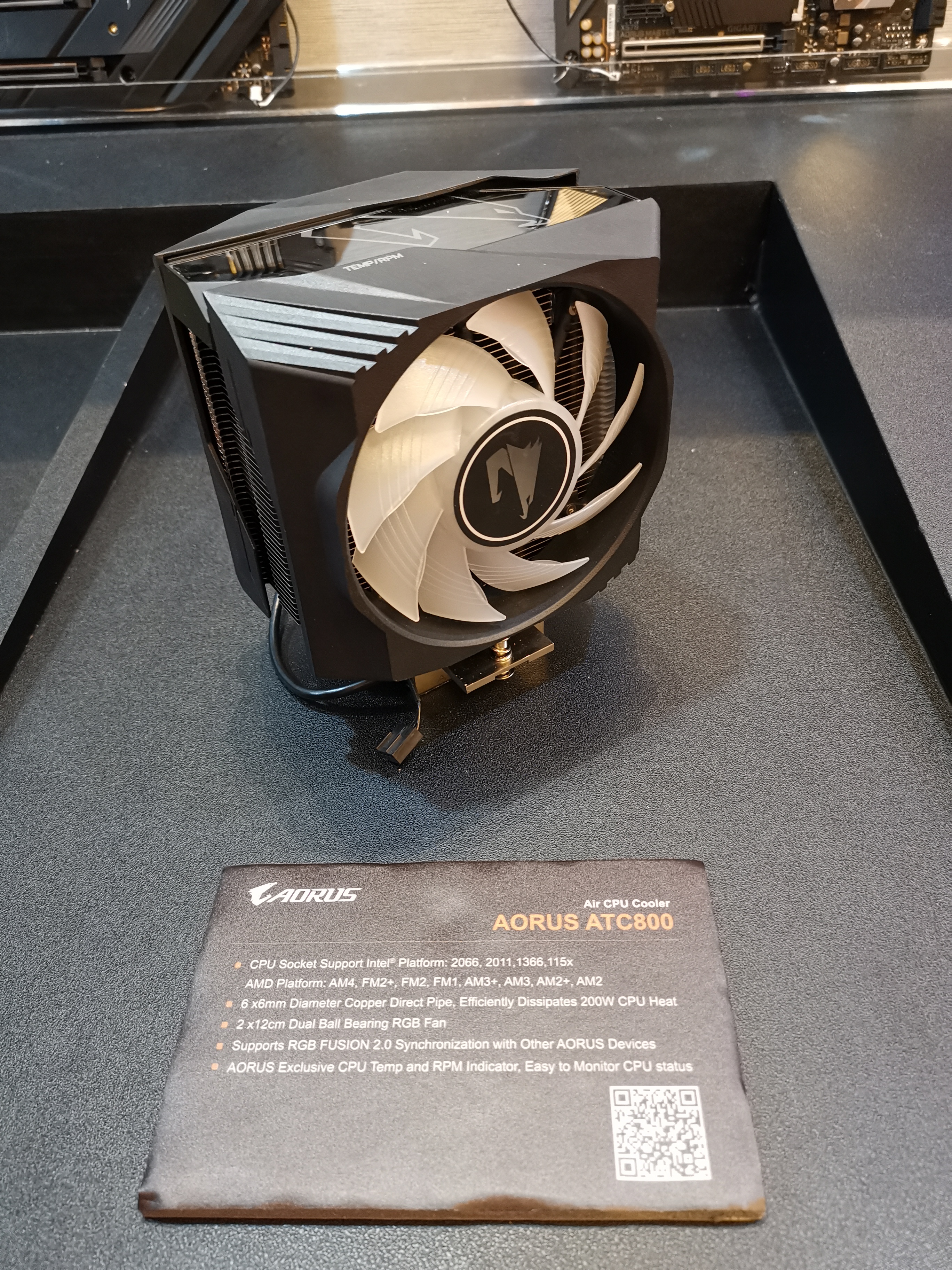 معرض Computex19: عدسة عرب هاردوير تلتقط أول صورة للوحة جيجابايت بشريحة إنتل X499!! معرض Computex19: عدسة عرب هاردوير تلتقط أول صورة للوحة جيجابايت بشريحة إنتل X499!!