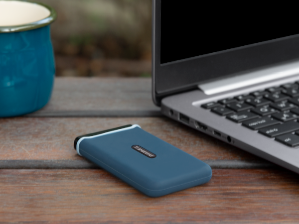 قرص Transcend ESD350C SSD المحمول يعرض سرعات نقل تصل إلى 1050MB/s!