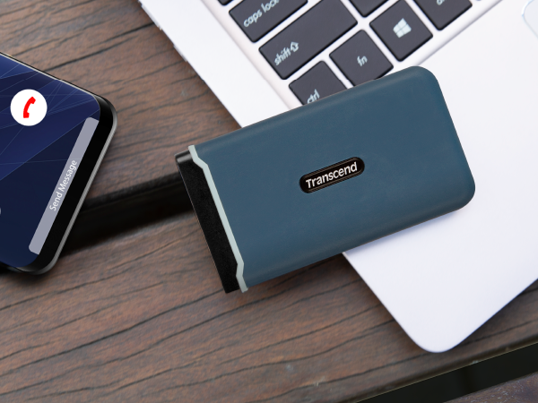قرص Transcend ESD350C SSD المحمول يعرض سرعات نقل تصل إلى 1050MB/s!