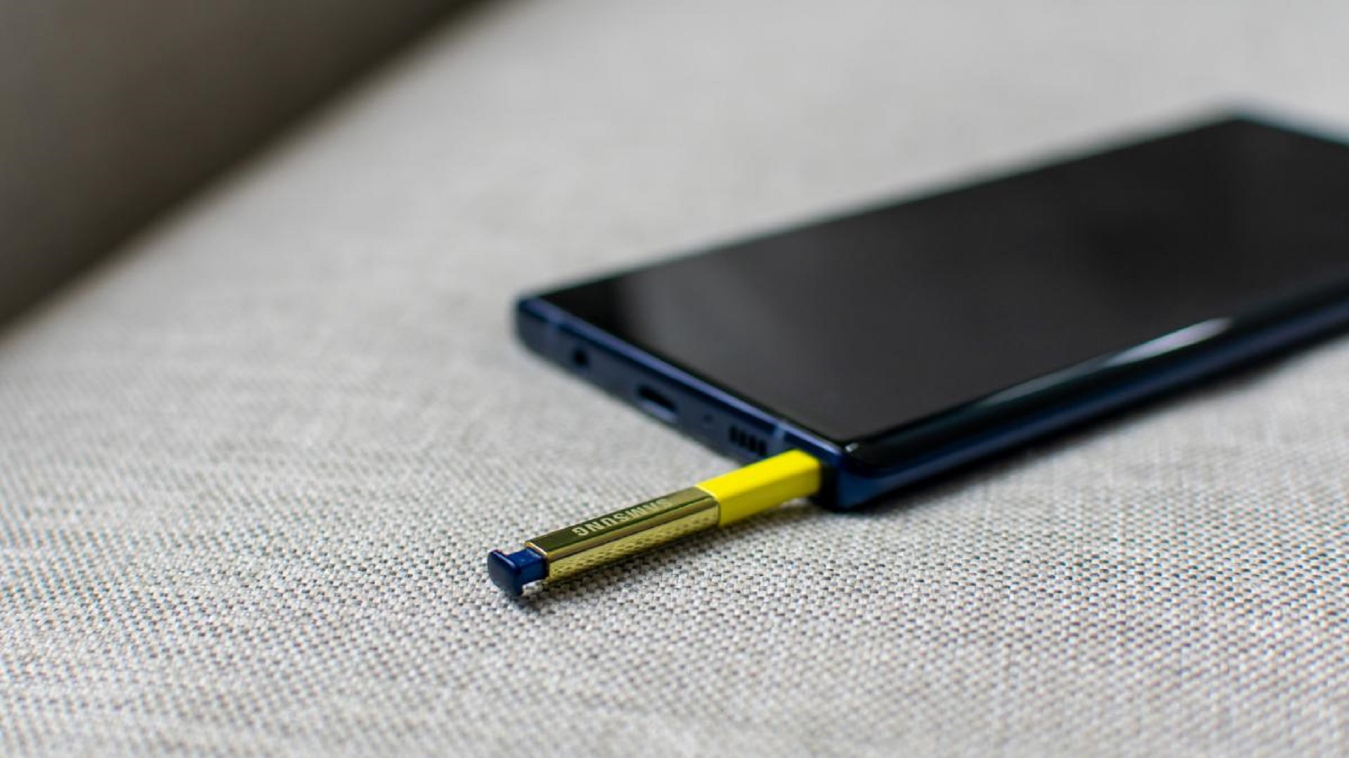 شاهد: صور مُسربة لتصميم هاتف سامسونج Galaxy Note 10 المرتقب