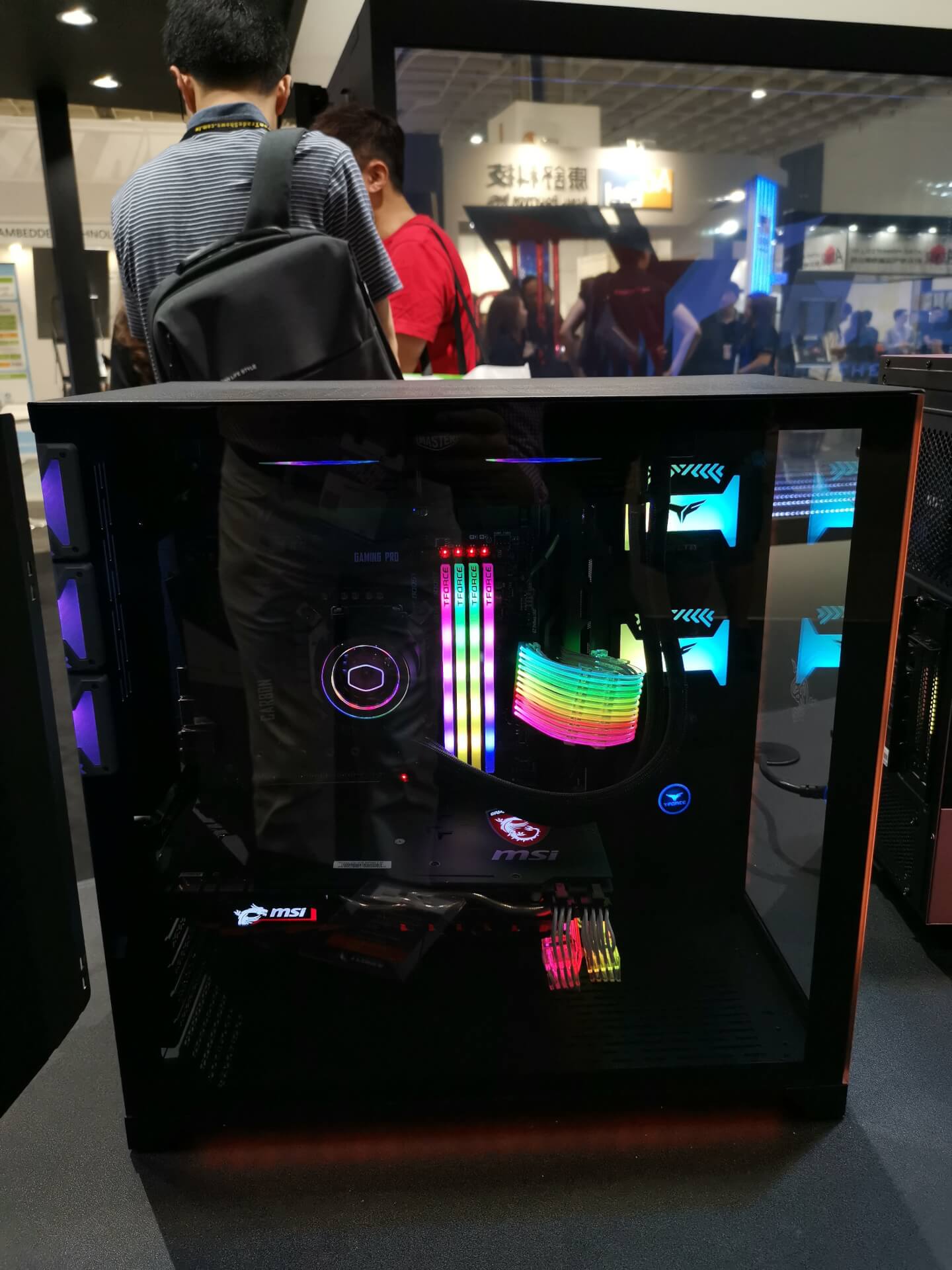 معرض Computex19: إضاءة RGB تسيطر على منتجات TeamGroup..تعرف على جديدها