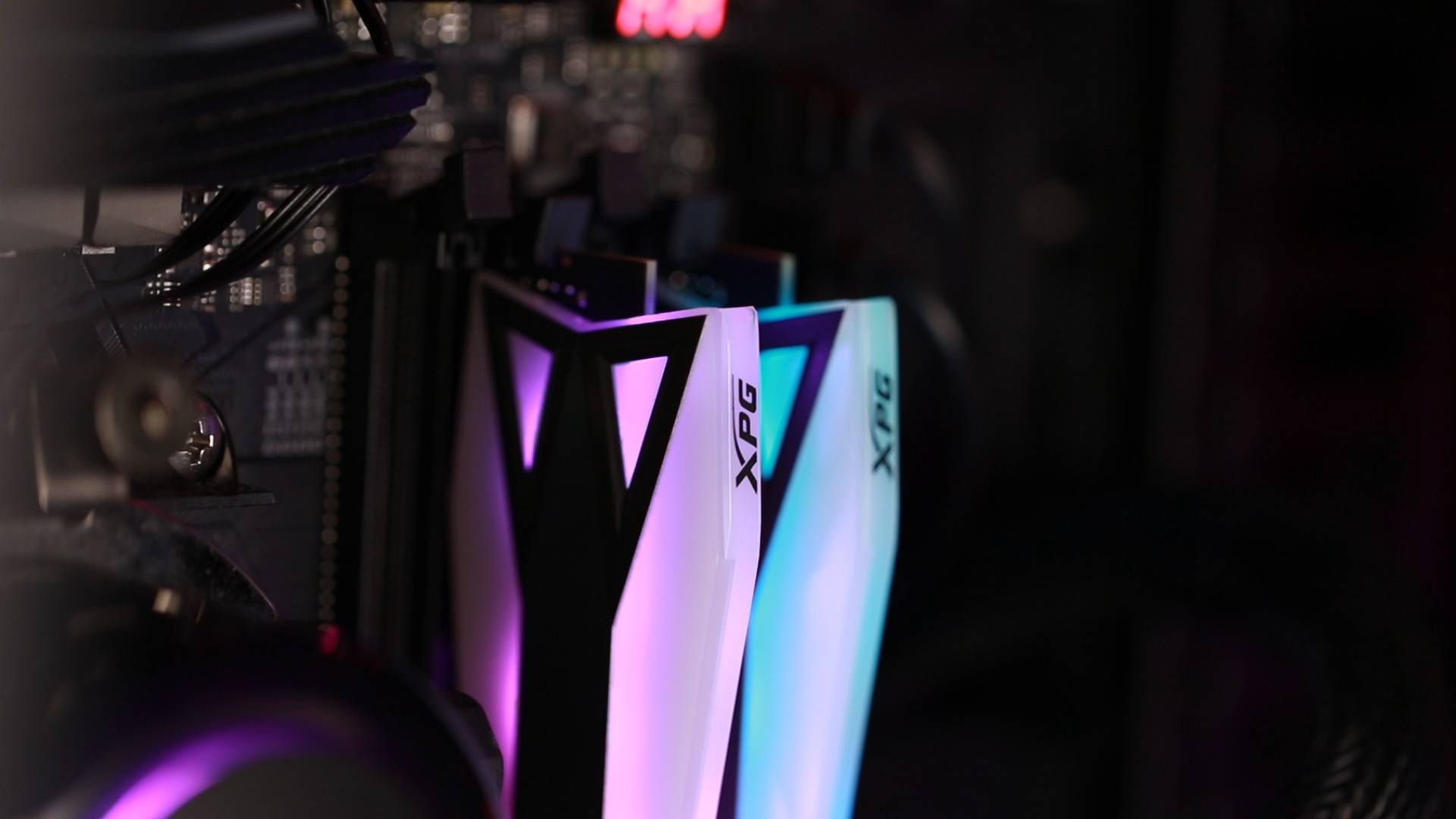 ثلاثة تجميعات للثلاثة معالجات في سلسلة AMD Ryzen XT الجديدة!