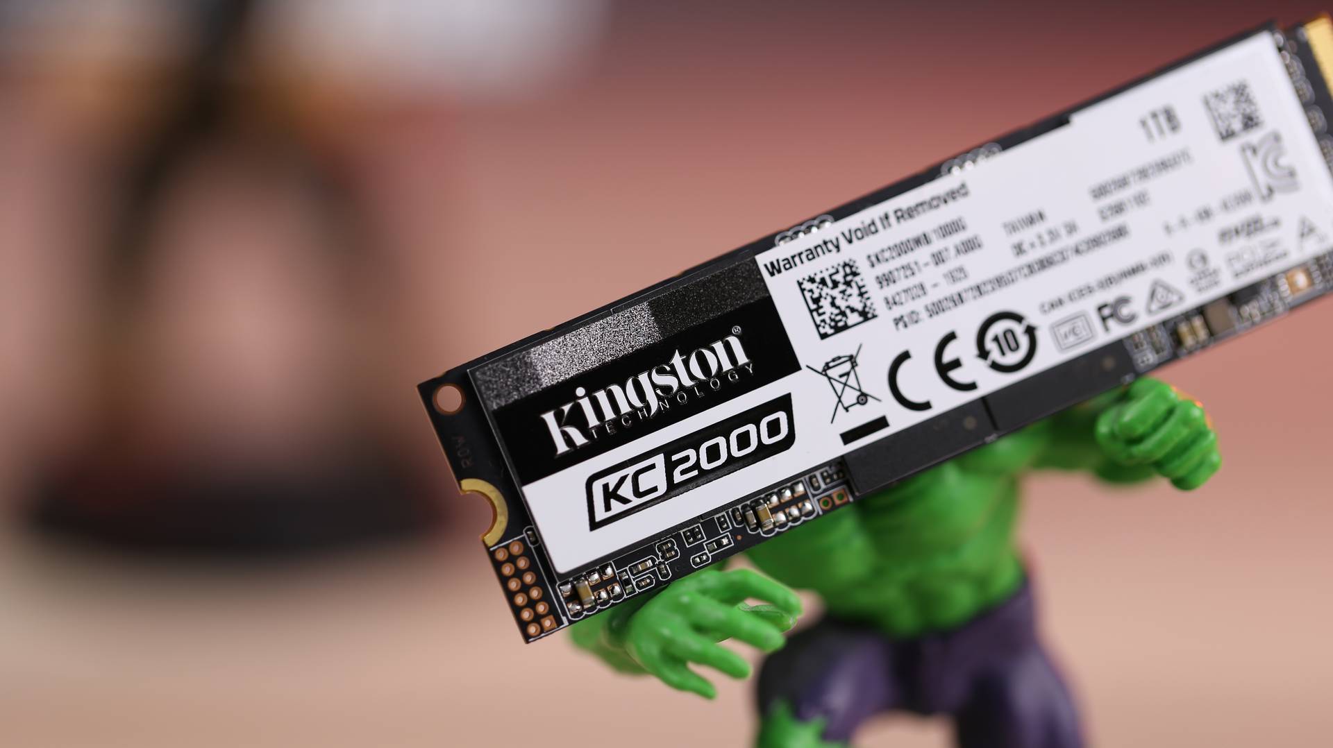 المظهر الجمالى لا يعني شئ | مُراجعة وحدة التخزين KC2000 NVMe PCIe SSD 1TB