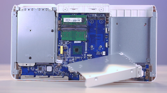 تجربتنا للوحدة الصامتة الجديدة HS-453DX من سلسلة Silent NAS من QNAP QNAP HS-453DX
