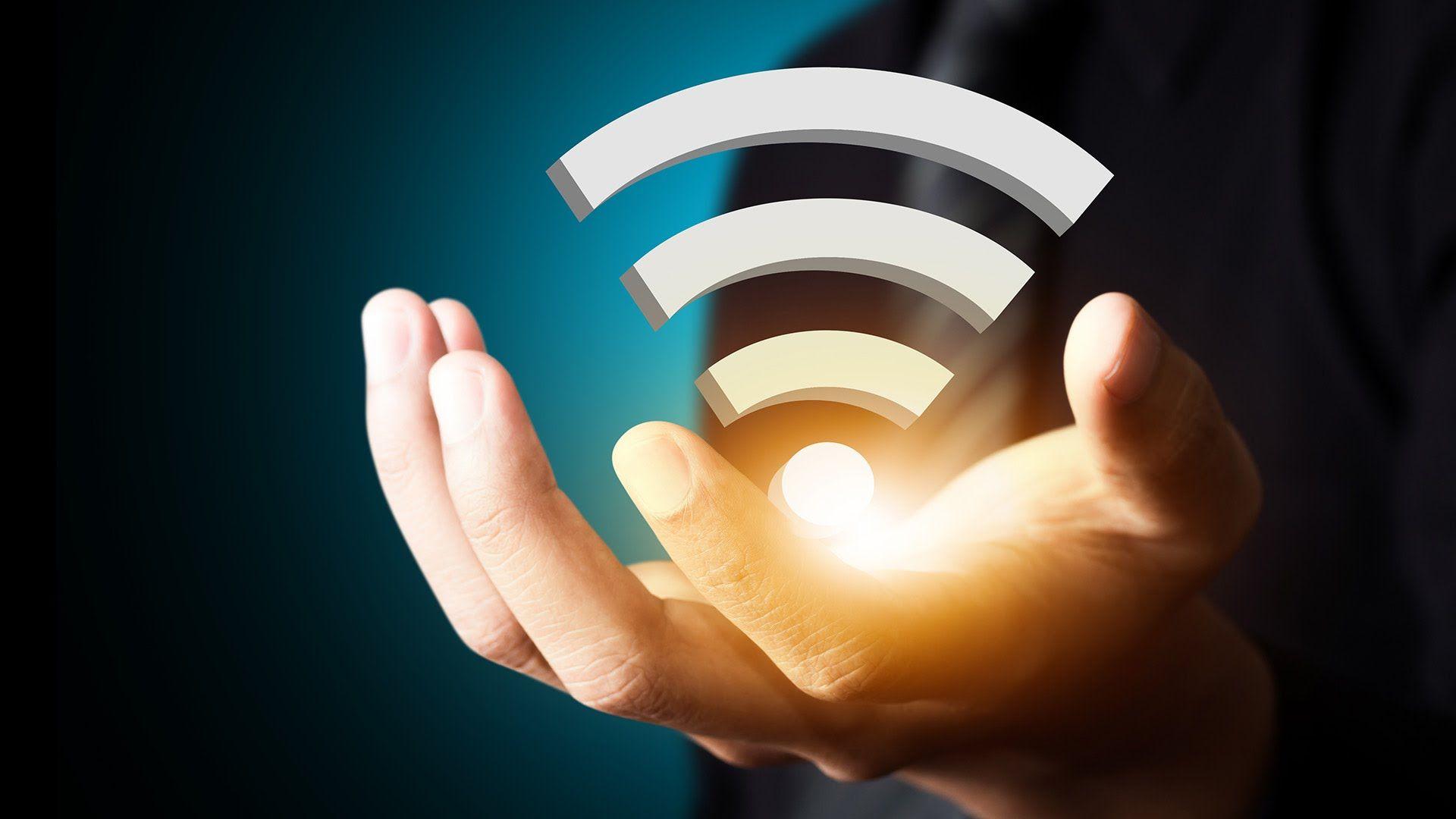 كيف تقوم بتحويل حاسبك إلى WiFi Hotspot؟