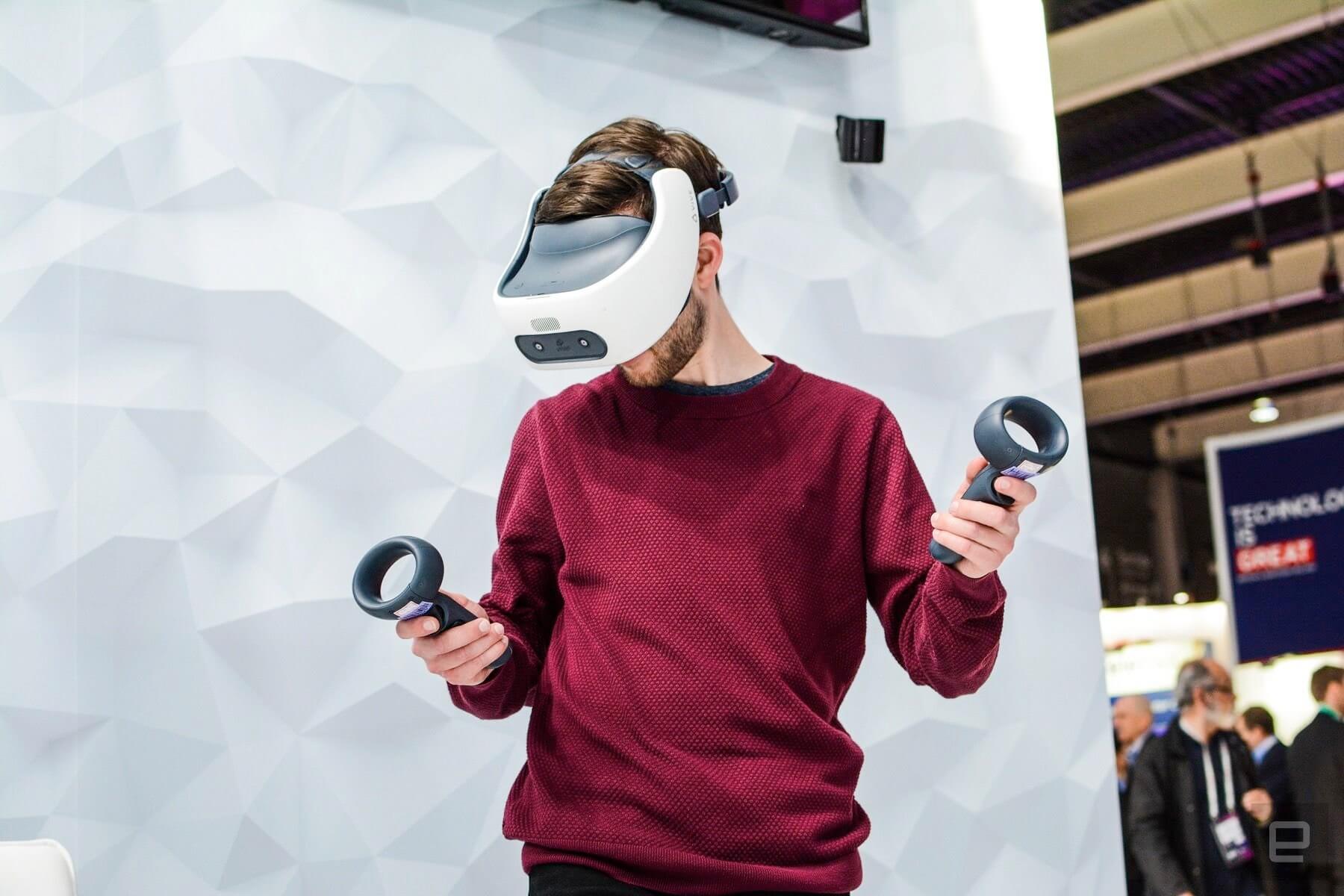 شركة HTC تطرح خدمة البث من الكمبيوتر لعدة الـ VR عن طريق الـ WiFi!