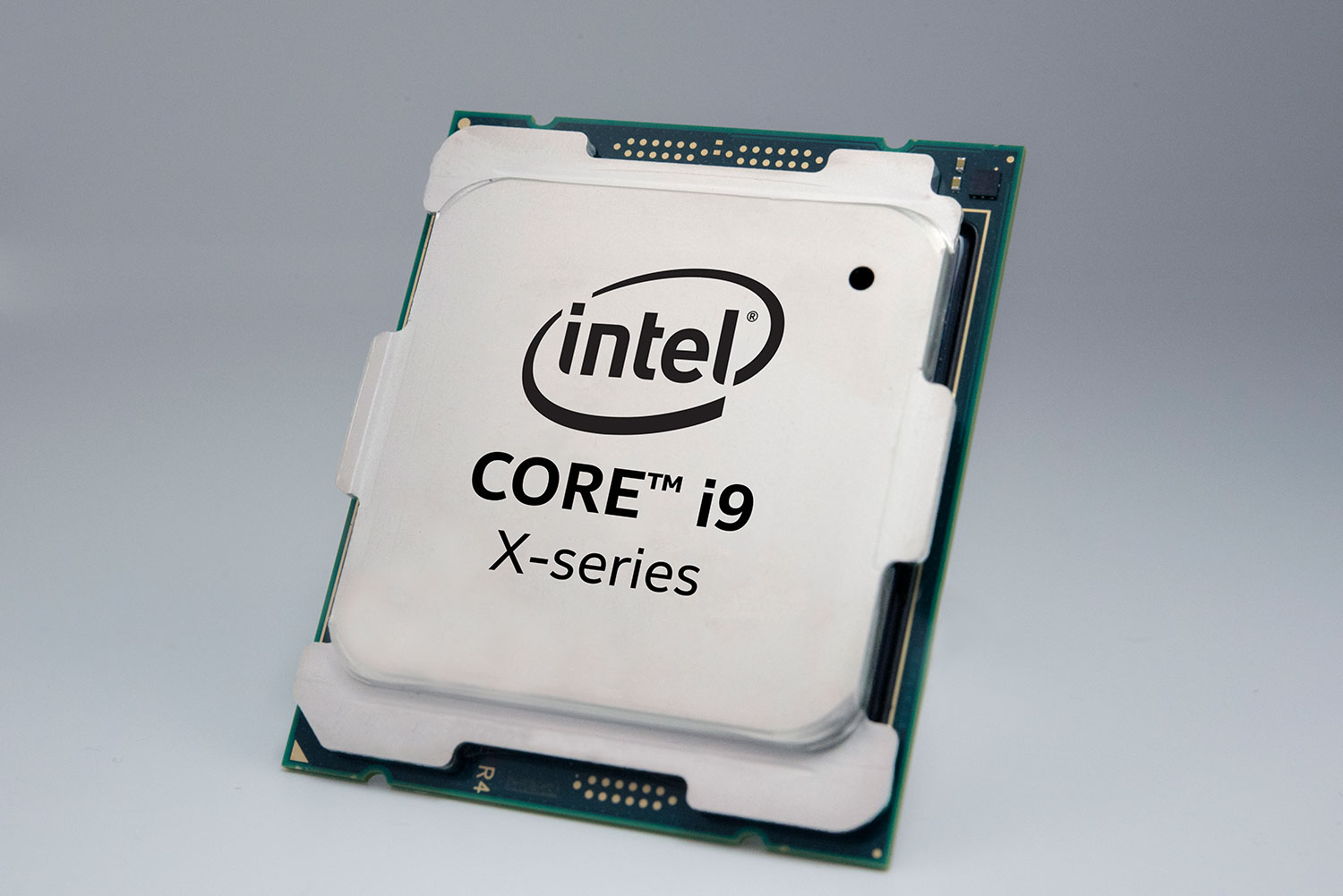 بروسيسور Core i9-10900X القادم من انتل يظهر علي منصة Geekbench 4، والنتائج!