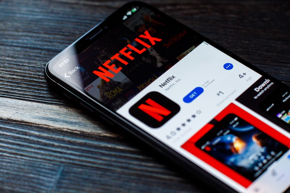 أرباح فاقت التوقعات وأكثر من 200 مليون مشترك لدى خدمة Netflix