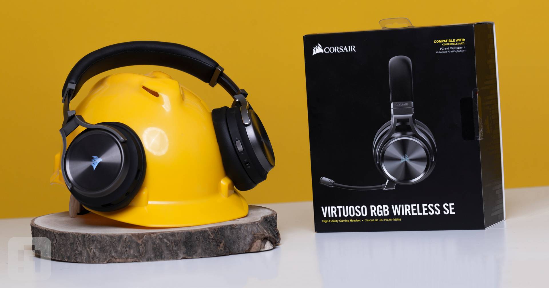 مُراجعة سماعة الرأس اللاسلكية Corsair Virtuoso RGB Wireless SE
