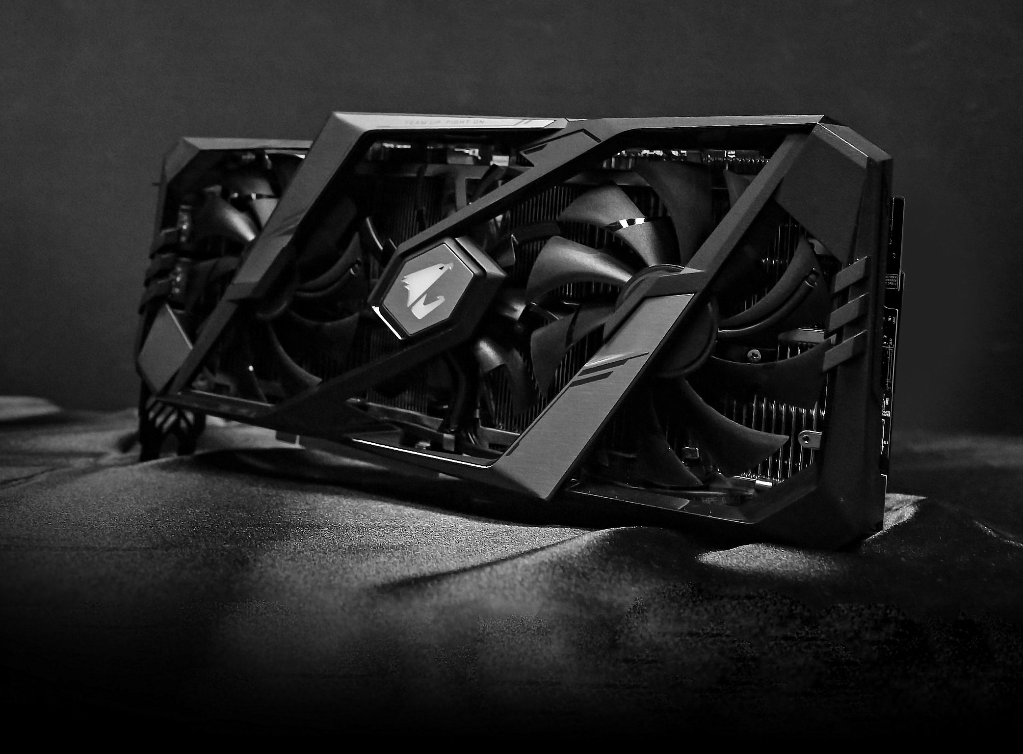 شركة GIGABYTE قد تطلق تشكيلة بطاقات RX 5500 XT قريباً !!