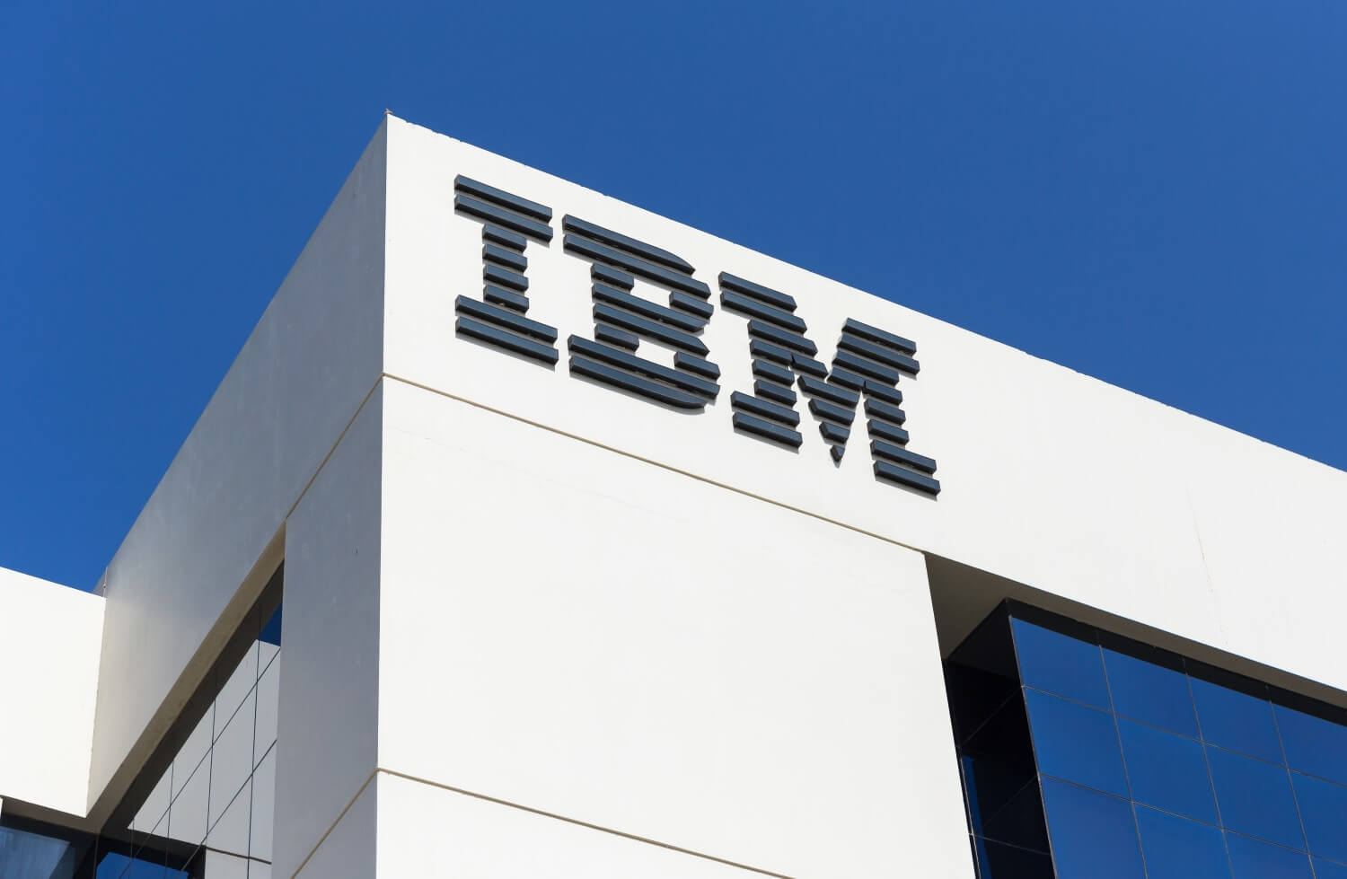 شركة IBM توقف كل نشاطها في تقنية التعرف على الوجوه!