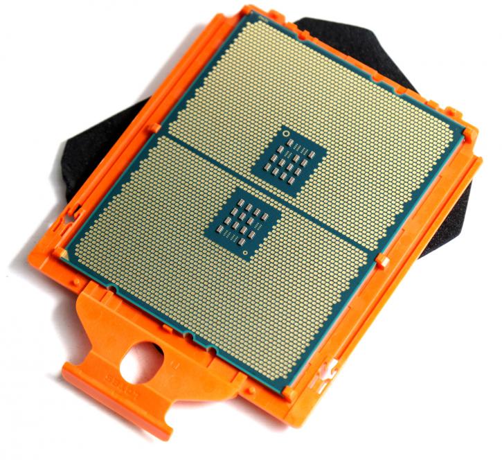 صدور المراجعات الرسمية لمعالجات AMD Threadripper 3000