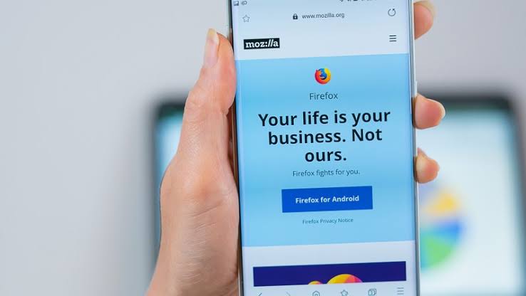 موزيلا تحذف أربعة إضافات لشركتي Avast و AVG بتهمة التجسس