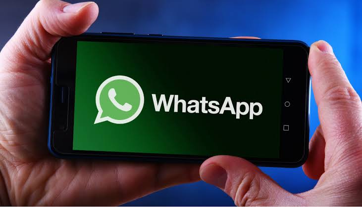 طريقة تحميل قصص و حالات واتساب على الأندرويد والآيفون