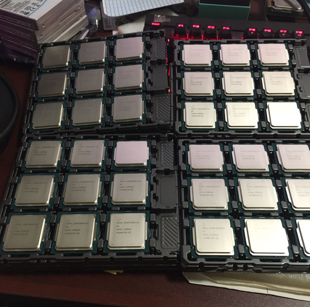 ظهور أولى الصور لمعالج Intel i9-10900 من الجيل العاشر بـ 10 أنوية