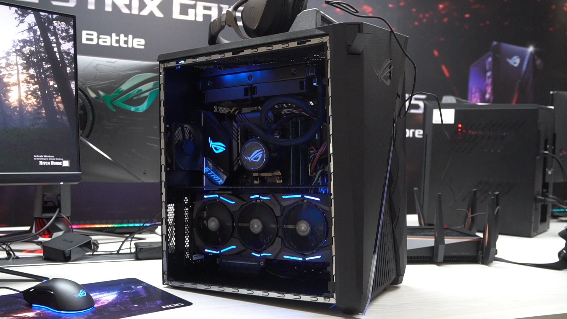 ASUS تكشف النقاب عن سلسلة حواسيب الألعاب ROG Strix GA35 و GA35-G35DX