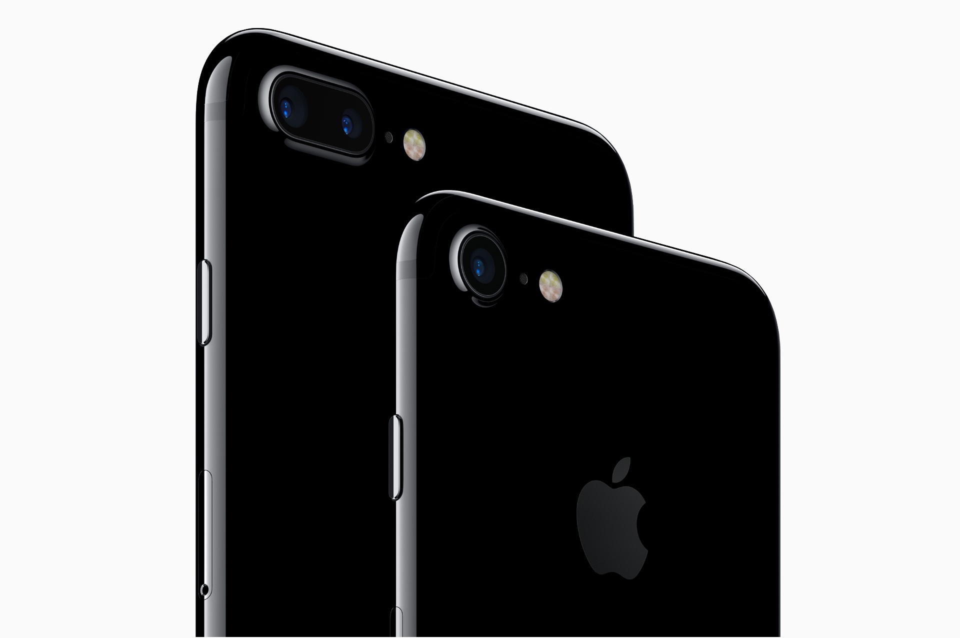 محكمة برازيلية تعفي أبل من دفع تعويضات بسبب تقليل أداء هواتف iPhone