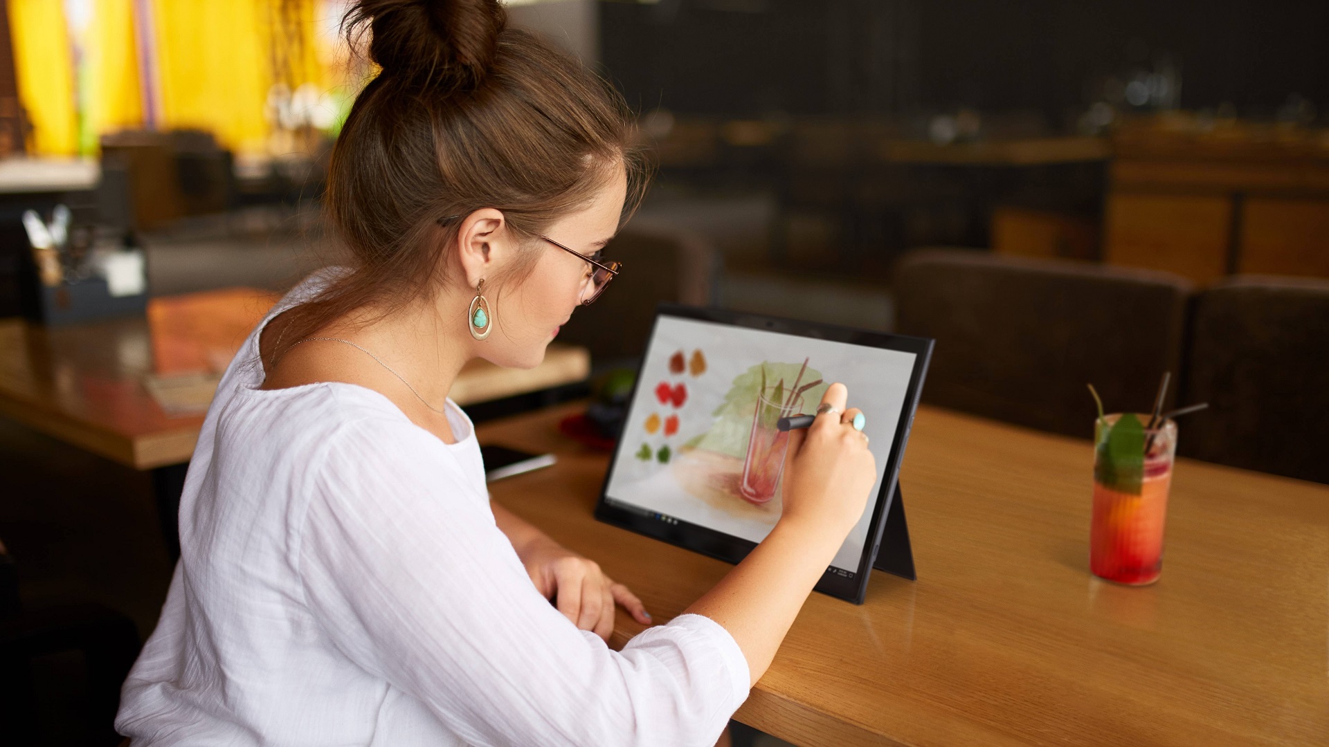 شركة Lenovo تعلن عن إطلاق أجهزة Yoga Duet 7i في دولة الإمارات!