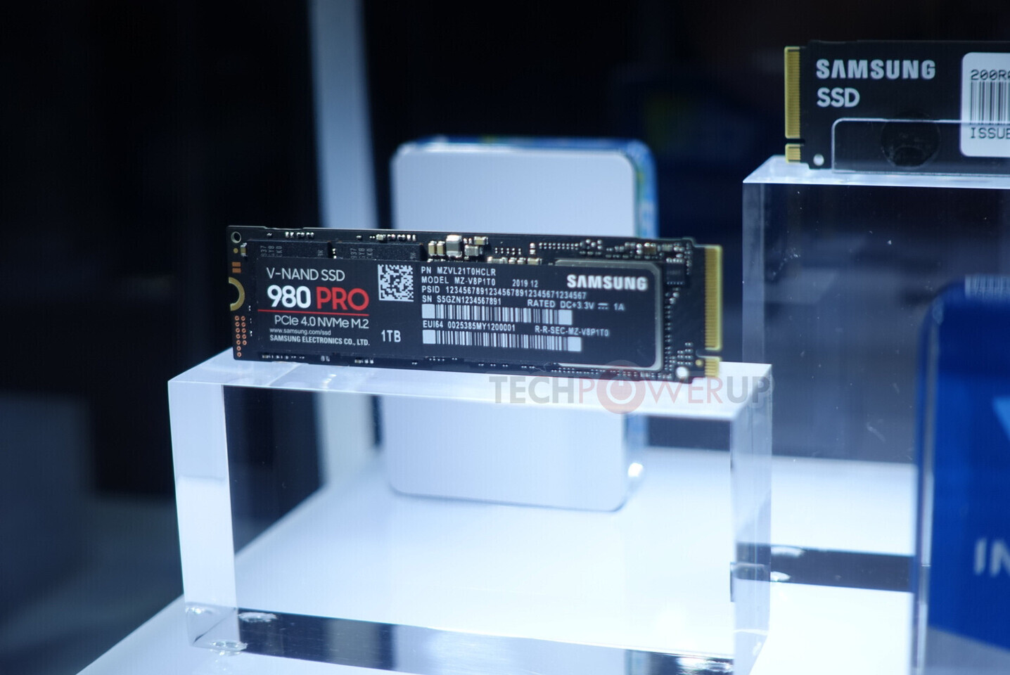 Samsung 980 Pro PCIe 4.0 SSD وحدة تخزين Storage