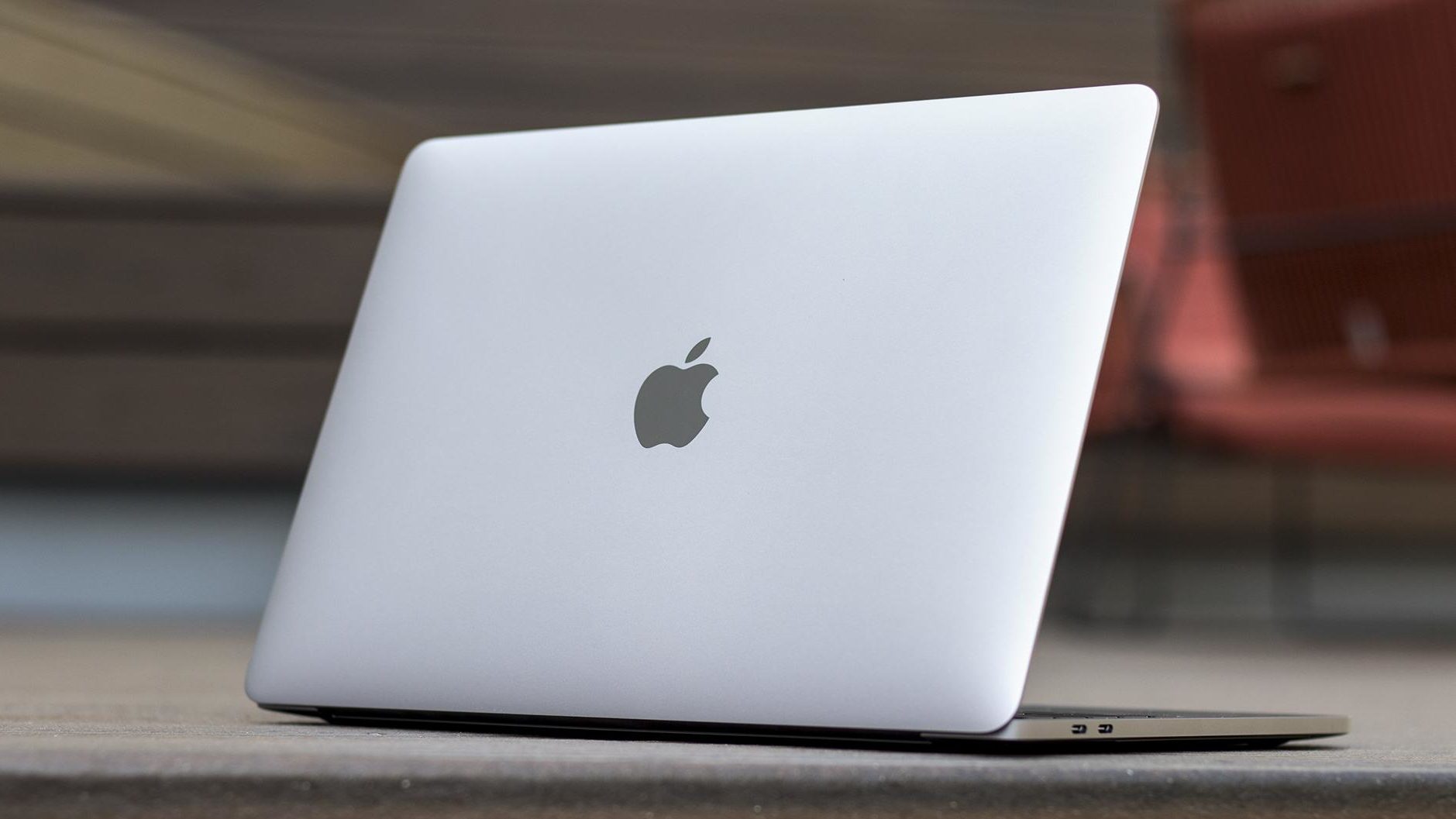 شركة Apple قد تقوم بتأجيل جهاز MacBook الجديد المستند إلى معمارية ARM