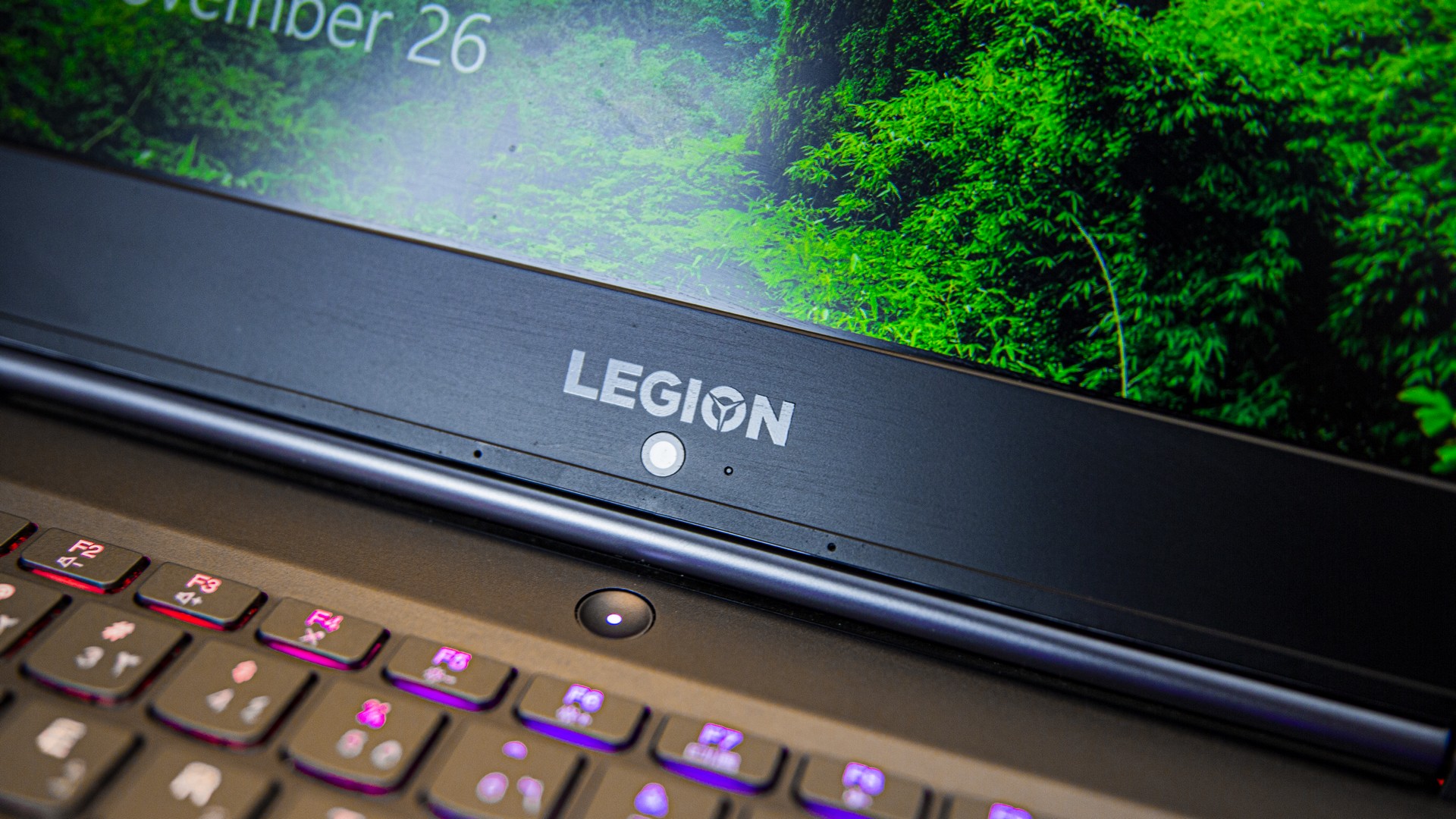 سلسلة حواسب الألعاب Lenovo Legion Y-Series كيف تصنع سلسلة حواسب ناجحة