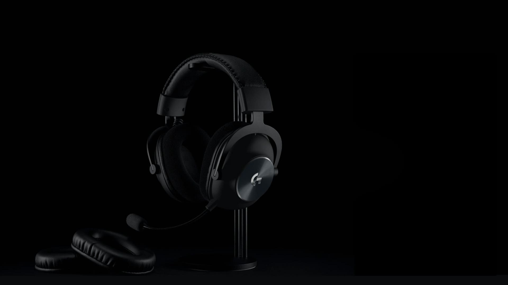 تُعلن Logitech G عن سماعة الرأس اللاسلكيه الإحترافيه PRO X LIGHTSPEED