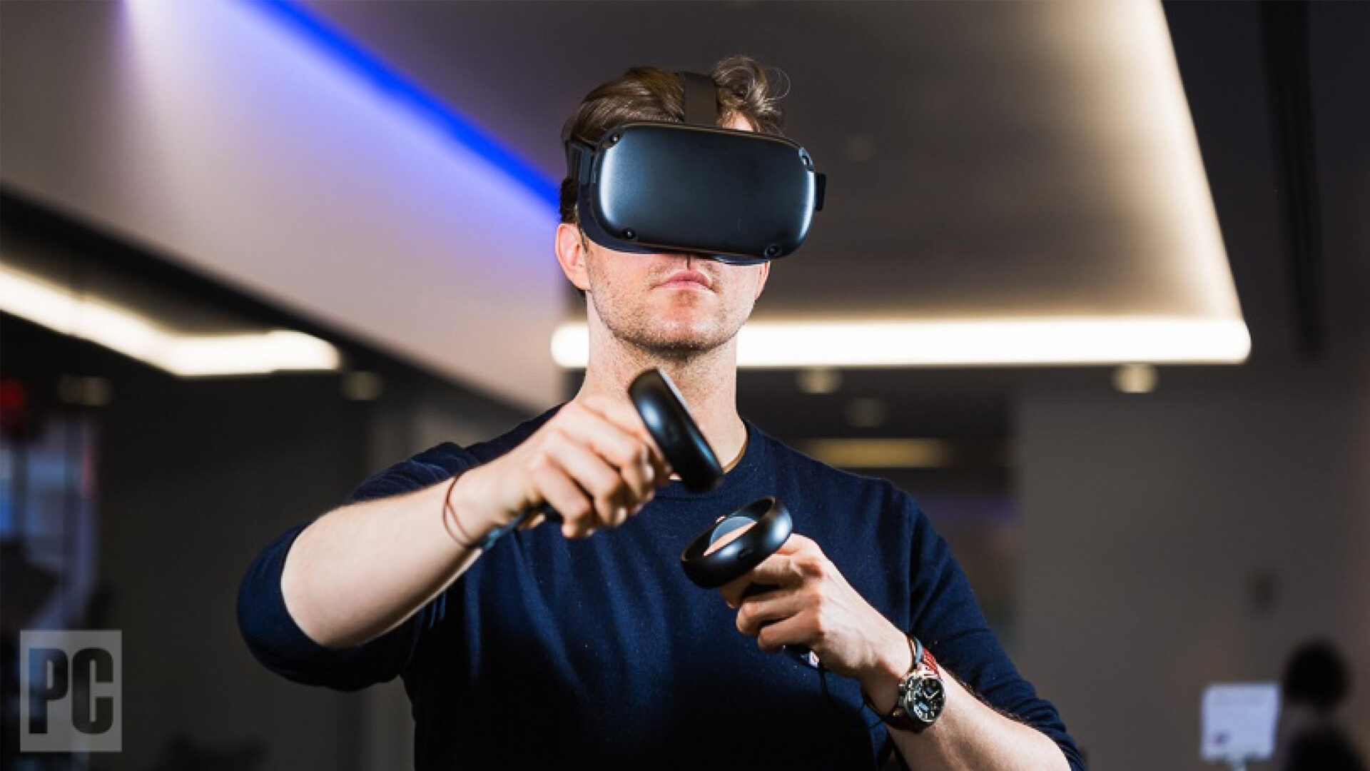 كل ما تود معرفته عن نظارة الواقع الإفتراضي القادمه Apple VR Glasses