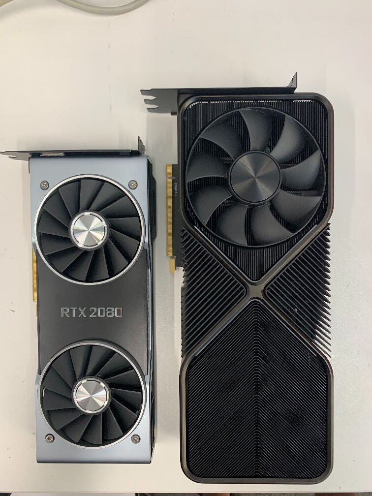 صور بطاقة GeForce RTX 3090 العملاقة من معمارية Ampere تظهر للنور !