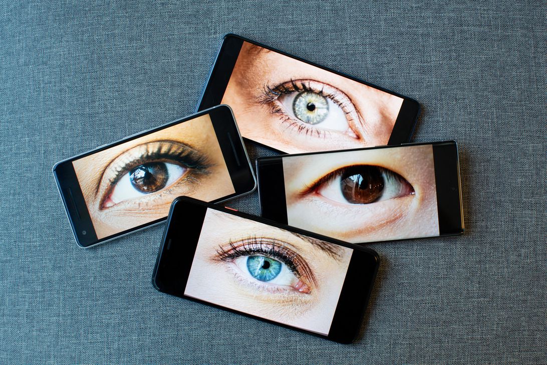 جوجل يحظر رسميا تطبيقات التجسس stalkerware من على متجر Play Store Google