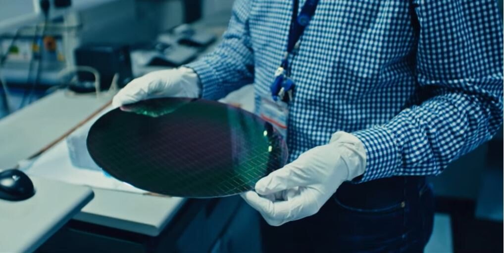 شركة Intel تُضاعف قدرتها التصنيعية لدقة تصنيع 10 نانومتر