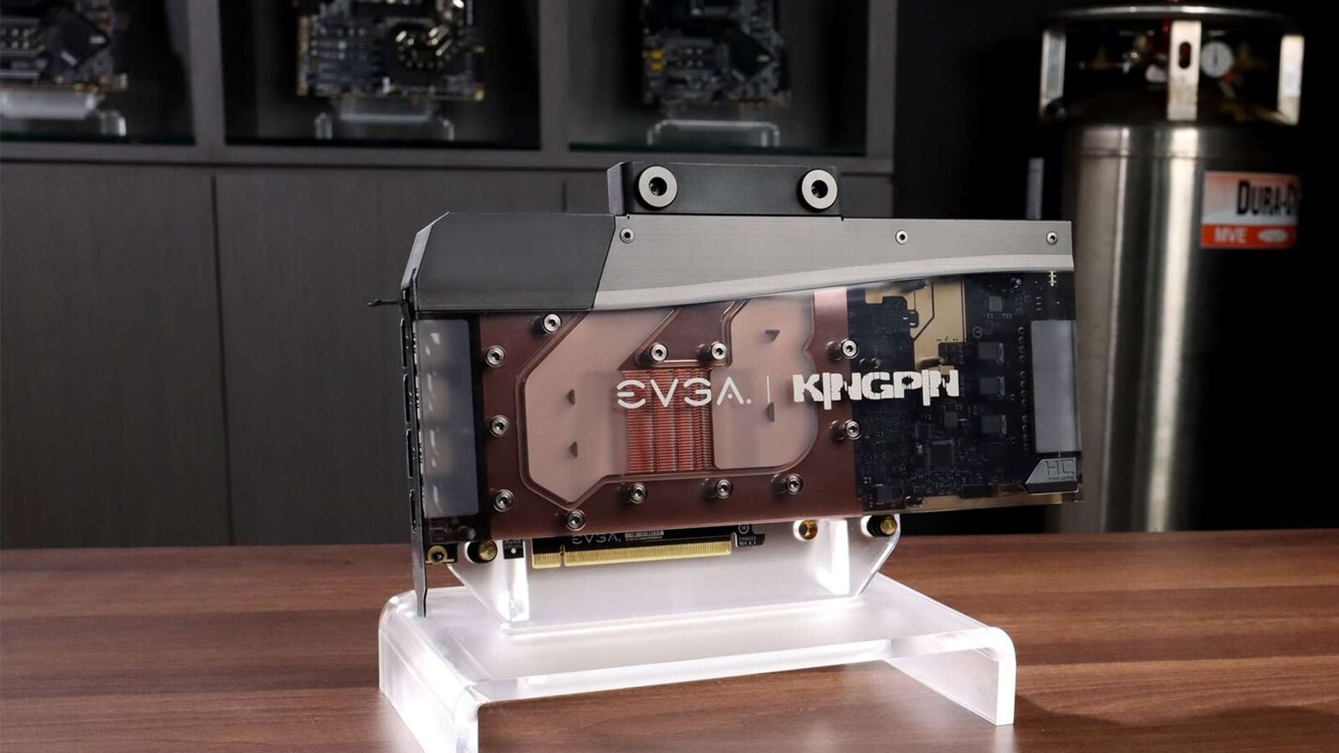 CES21: ظهور الوحش EVGA RTX 3090 KINGPIN Hydro Copper من جديد