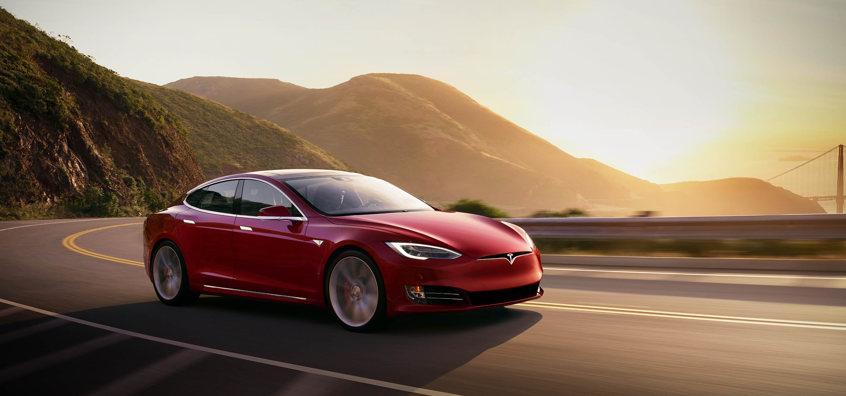 سيارة Tesla Model S الجديدة قادمة بمعالج AMD Navi 23 الرسومي!