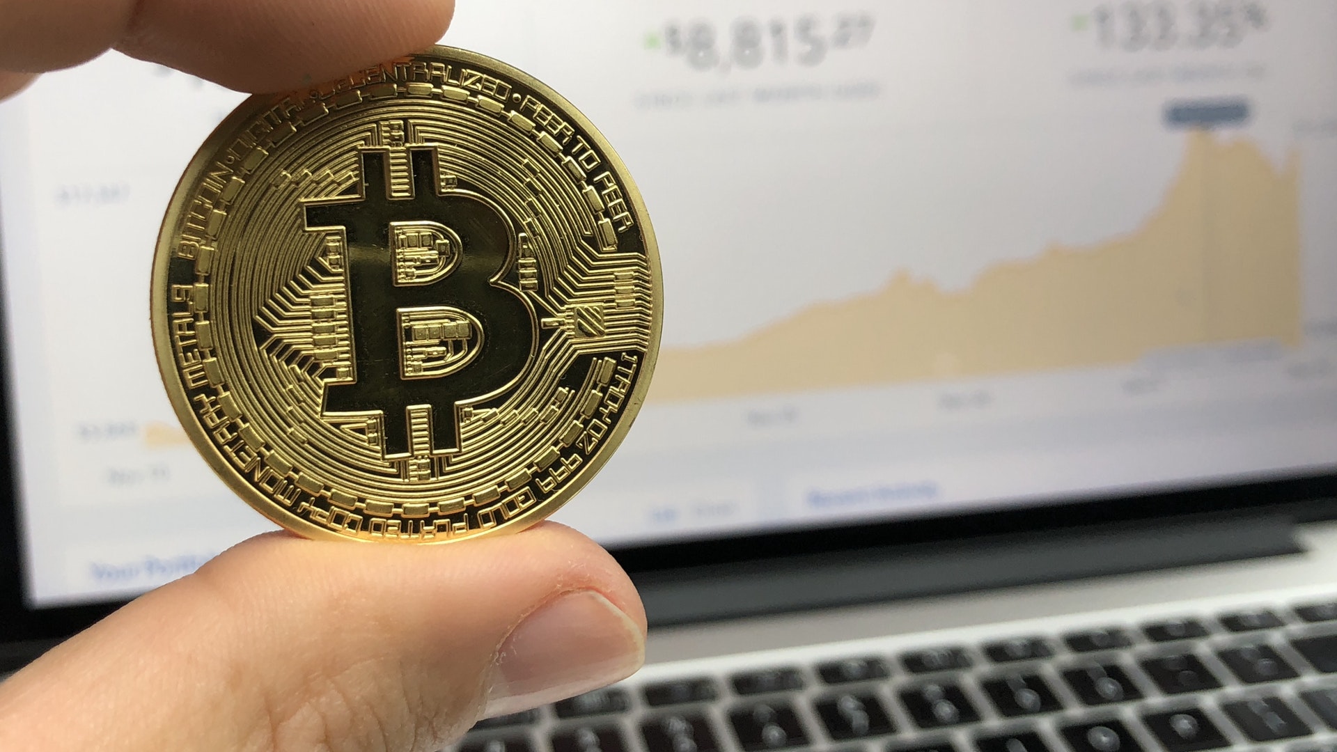 التعدين يستهدف أجهزة اللاب توب بعد ندرة البطاقات الرسومية مرةً أخرى!