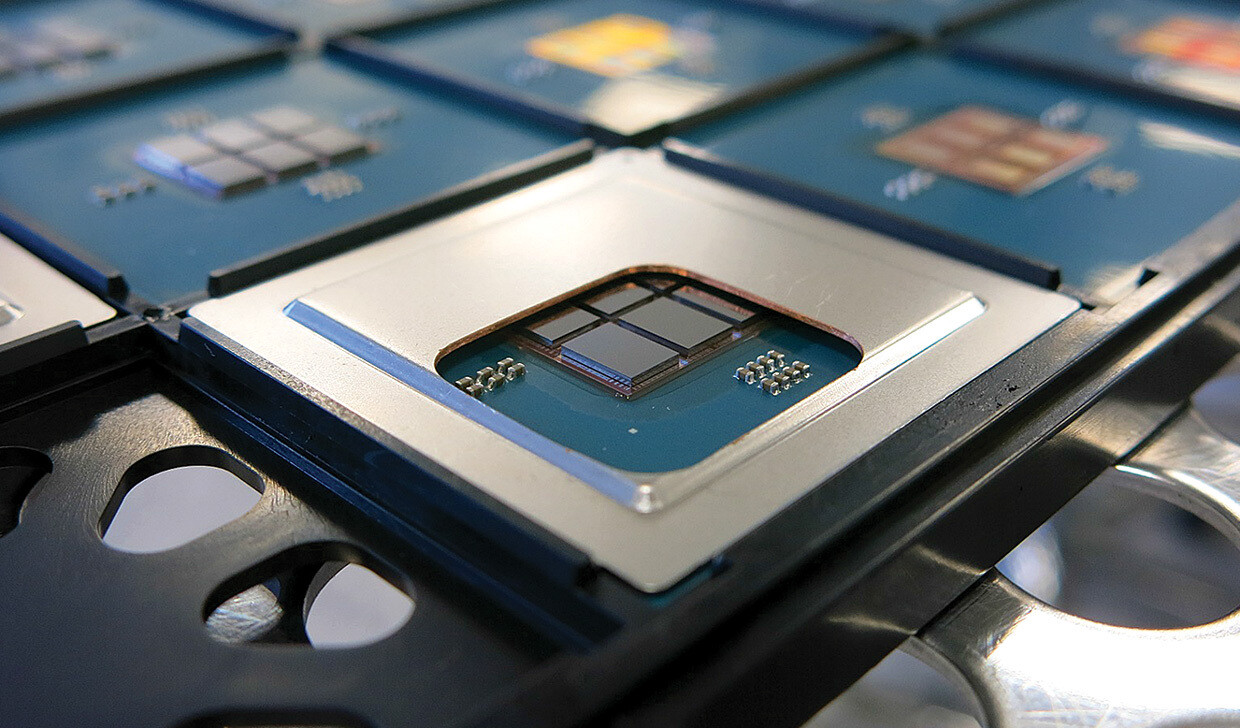 شركة Intel قد تقوم بتغيير أسماء عقد التصنيع الخاصة بها لتجاري الصناعة
