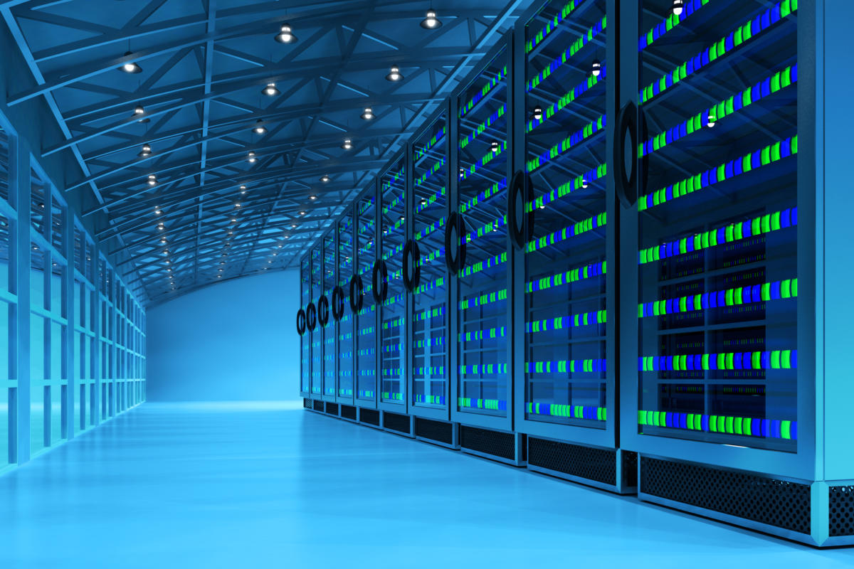 ما هي مراكز البيانات Data Centers