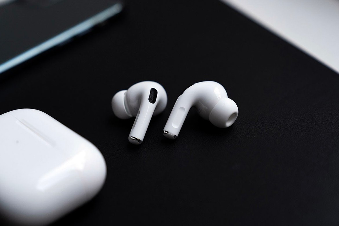 سماعات AIRPODS 3