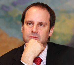 Jeffery Skoll أول رئيس تنفيذي لشركة eBay