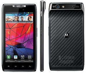 دراسة كورية تظهر أن هاتف Motorola Droid RAZR أكثر هاتف ينبعث منه إشعاع