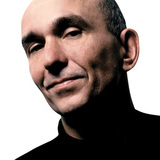 Molyneux يستغرب من عدم اهتمام مايكروسوفت بمنصة الحواسب الشخصية